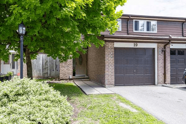 350 Camelot Crt 19, Oshawa