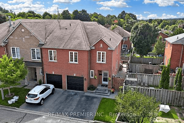 1995 Pine Grove Ave 19, Pickering