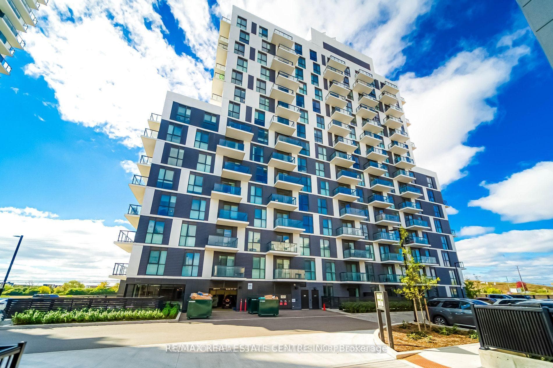 345 Wheat Boom Drive #102, Oakville, ON L6H 7X4, Oakville