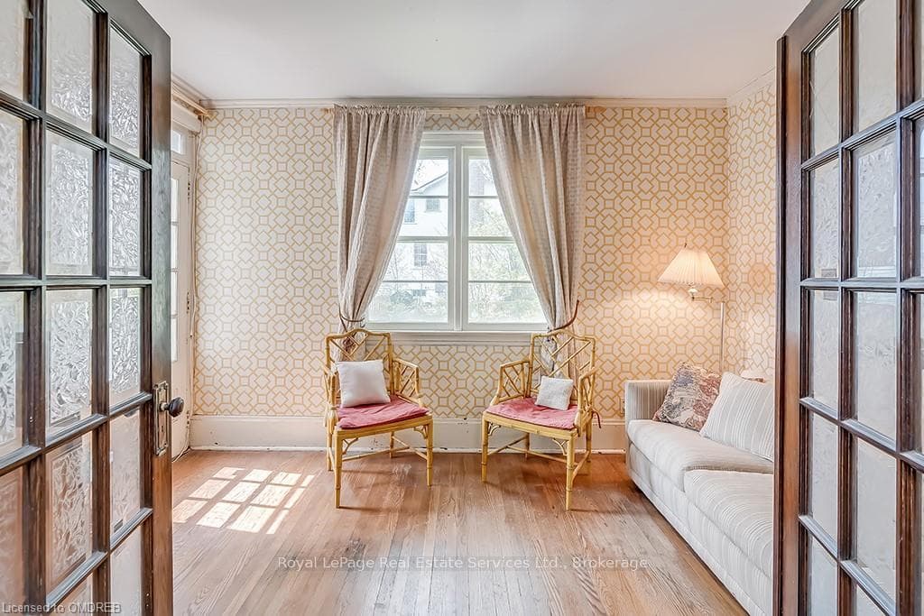 200 WILLIAM Street, Oakville, ON L6J 1C7, Oakville