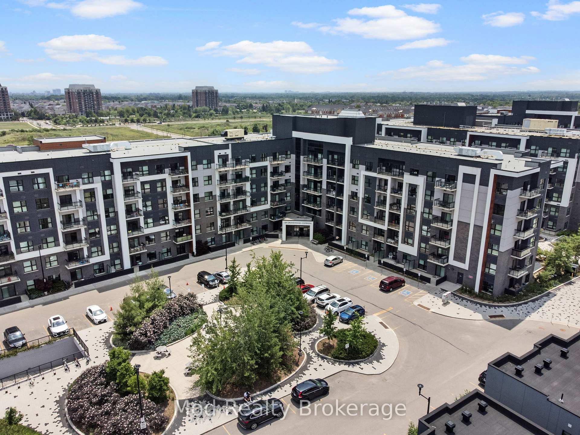 128 Grovewood Common 129, Oakville, ON L6H 0X3, Oakville