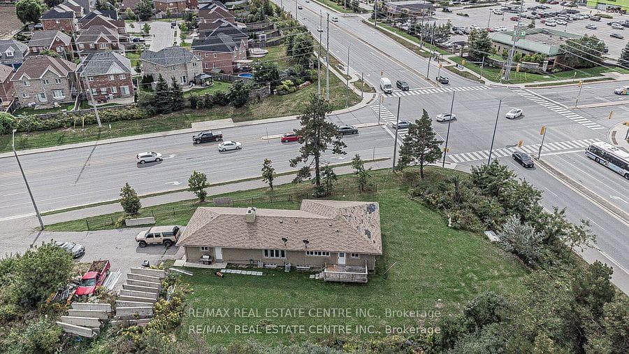 3024 Countryside Drive, Brampton, ON L6P 0V3, Brampton
