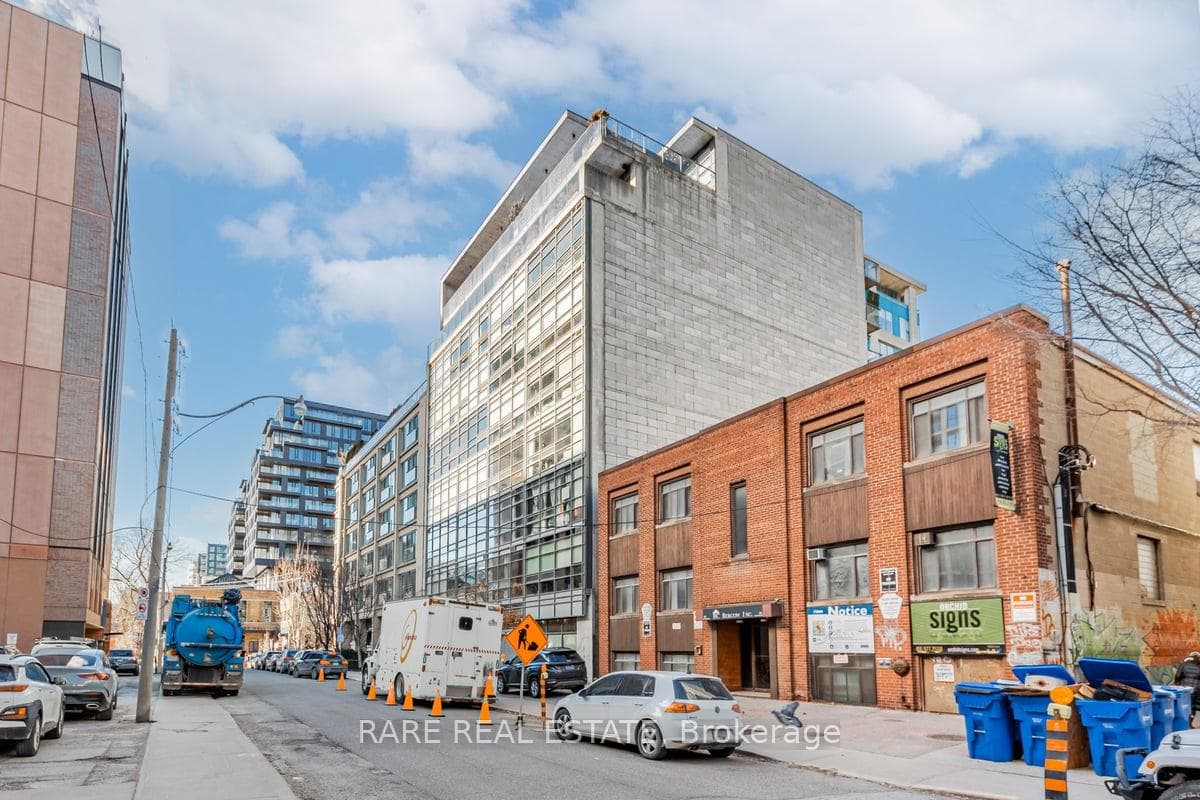 42 Camden Street 302, Toronto, ON M5V 1V1, Toronto C01