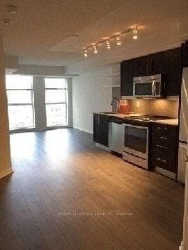 400 Adelaide Street E 1015, Toronto, ON M5A 4S3, Toronto C08