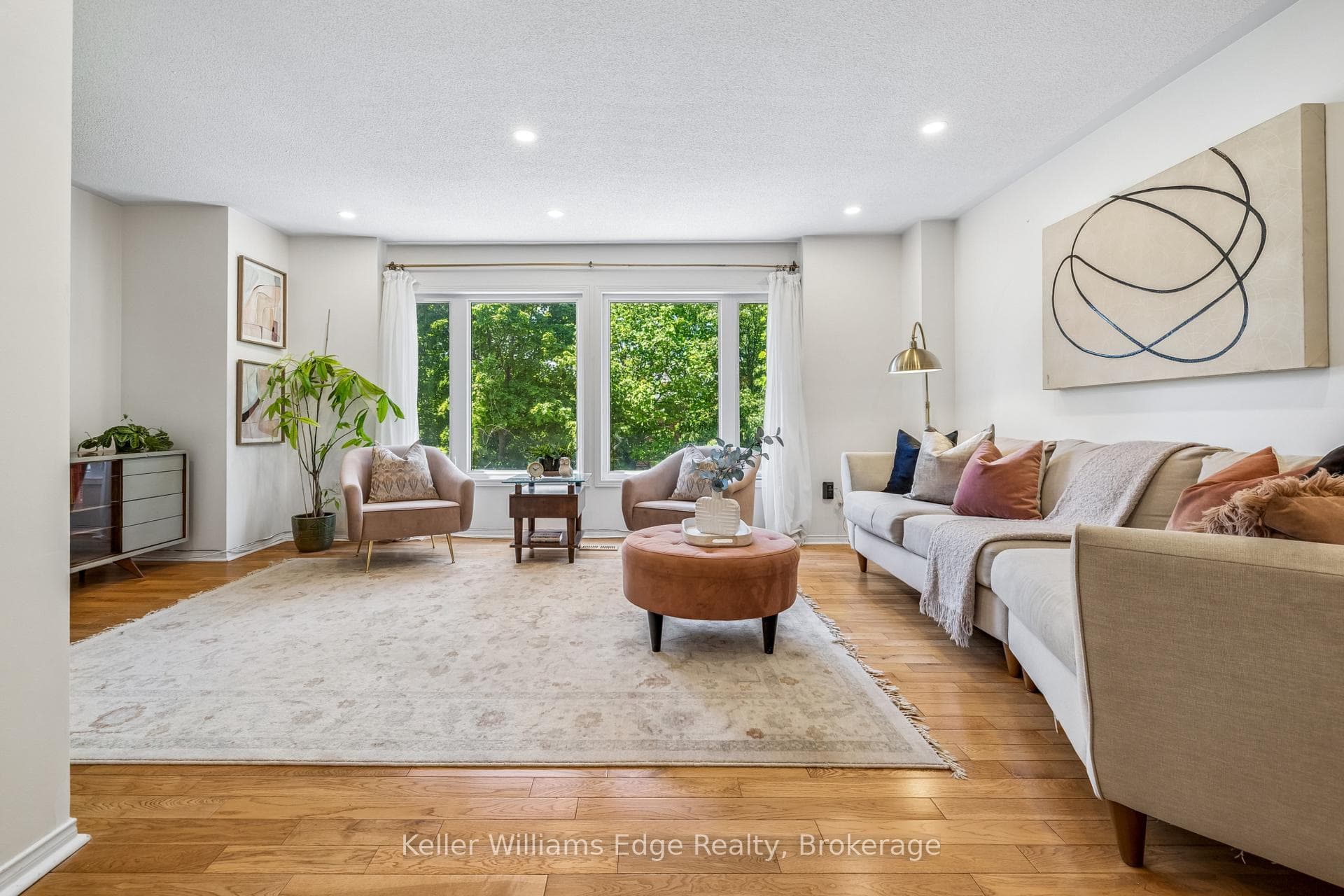 1134 Leewood Drive, Oakville, ON L6M 3B7, Oakville