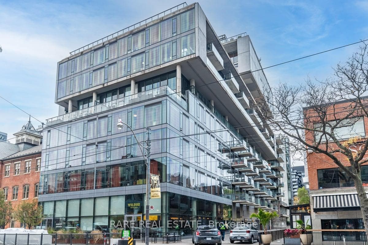 560 King Street W 1004, Toronto, ON M5V 1M3, Toronto C01