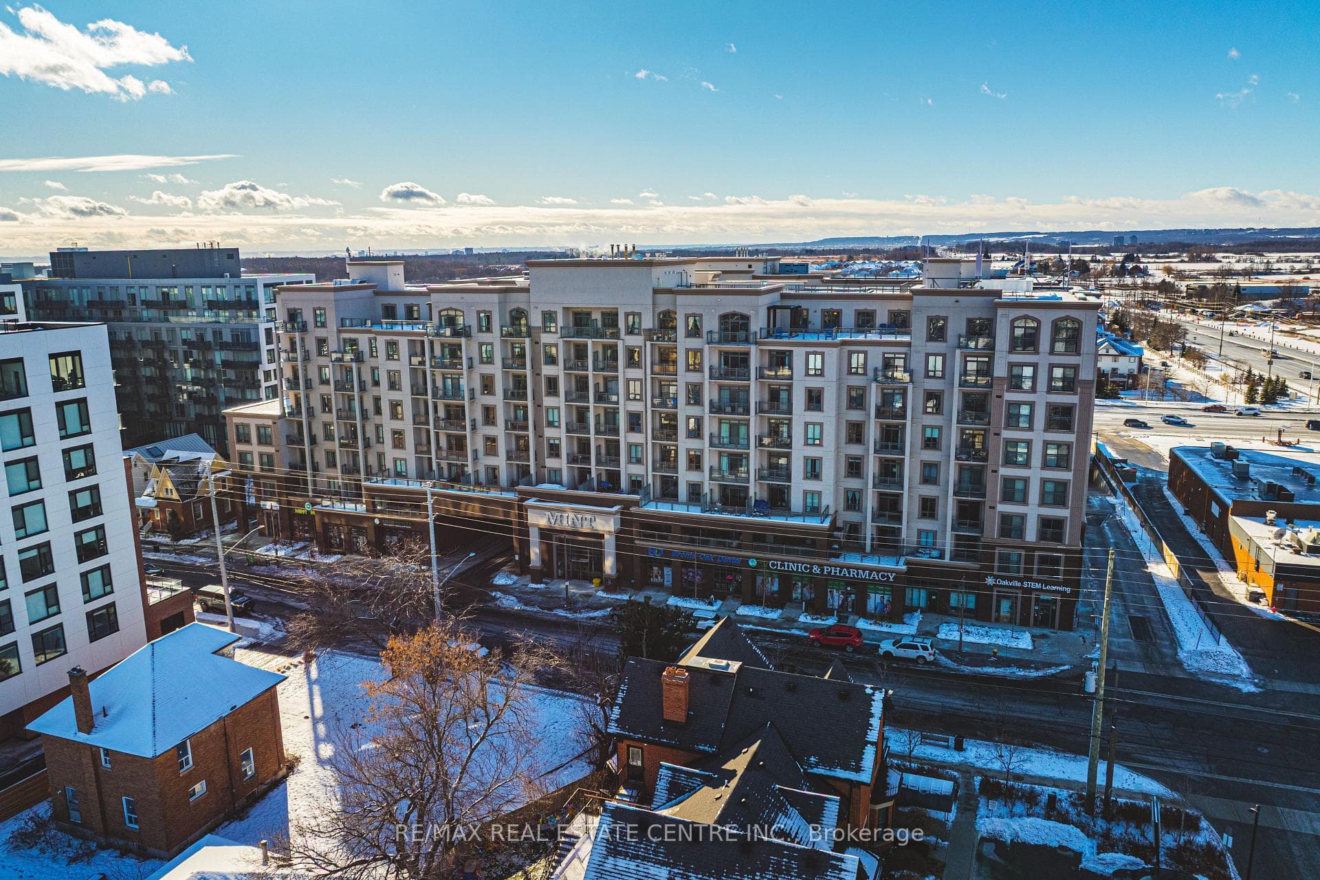 2486 Old Bronte Road 706, Oakville, ON L6M 0Y4, Oakville