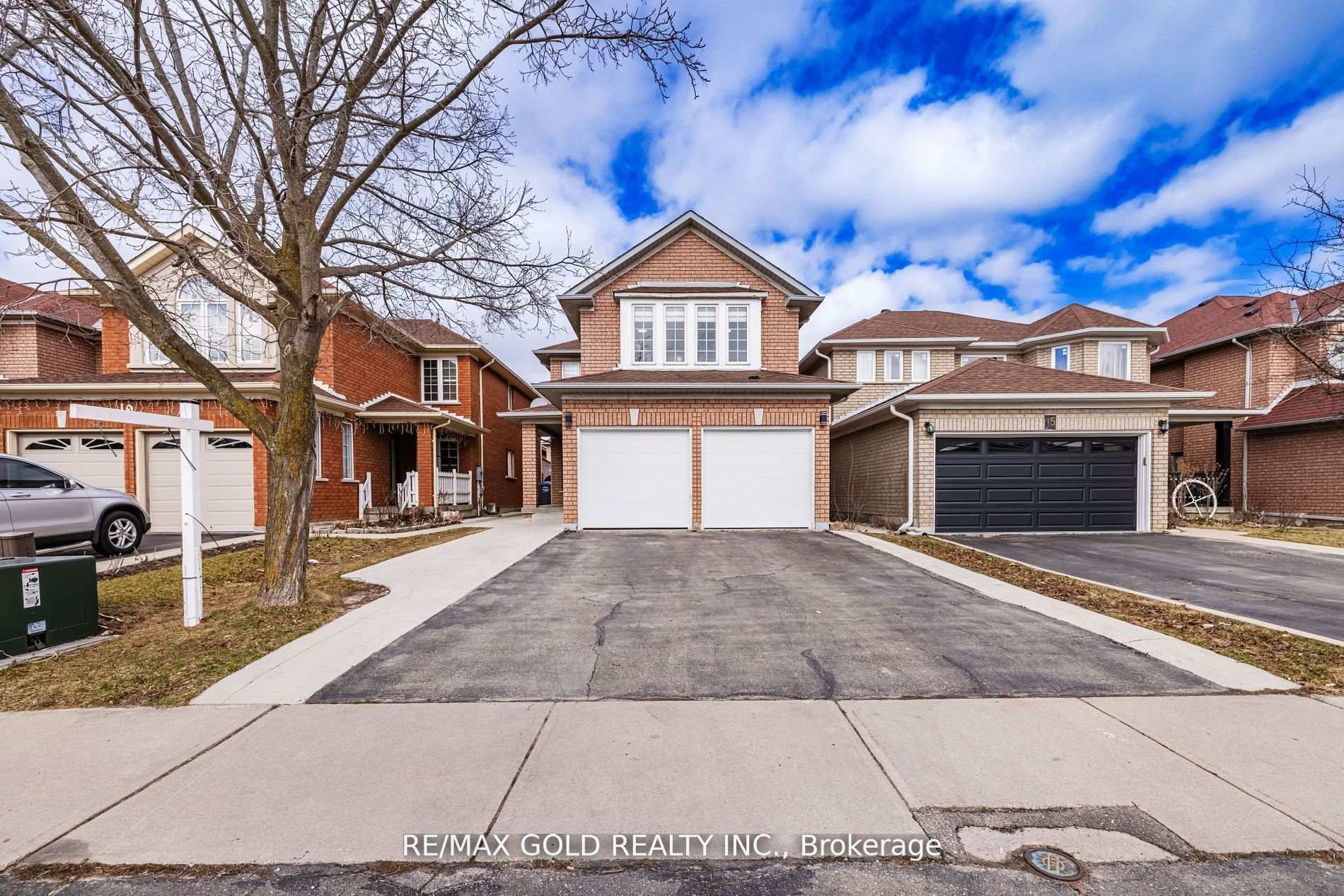 17 Dovesong Drive, Brampton, ON L6R 1V9, Brampton